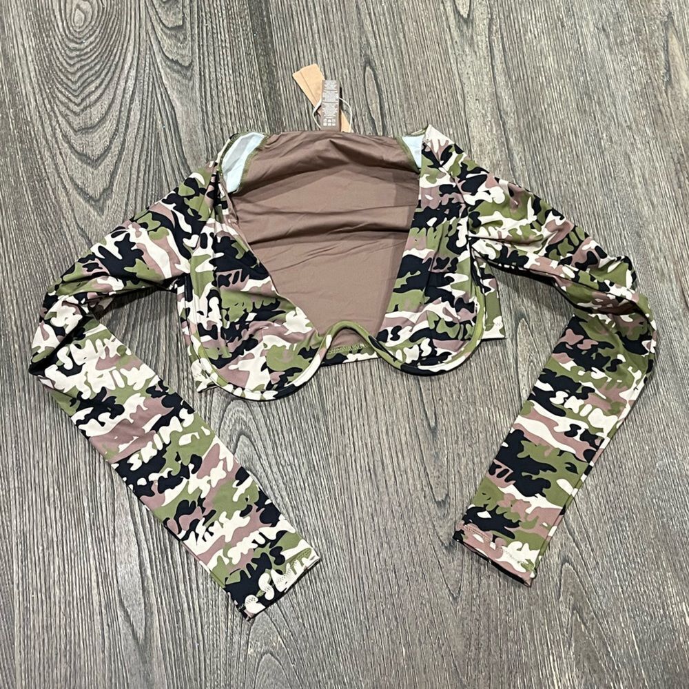 NWT Skims Recycled Swim Long Sleeve Underwire Top Deep Plunge Neck Camo XXS